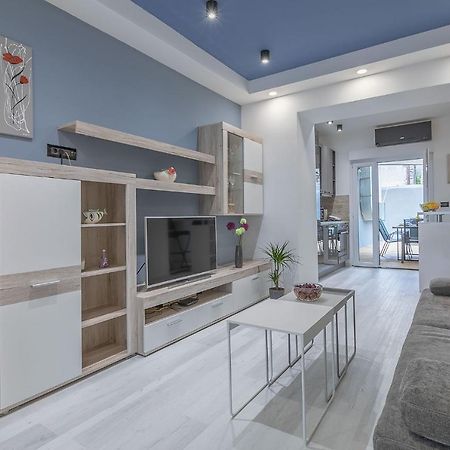 Arena Blue Dream - Modern Apartment With Terrace بولا المظهر الخارجي الصورة